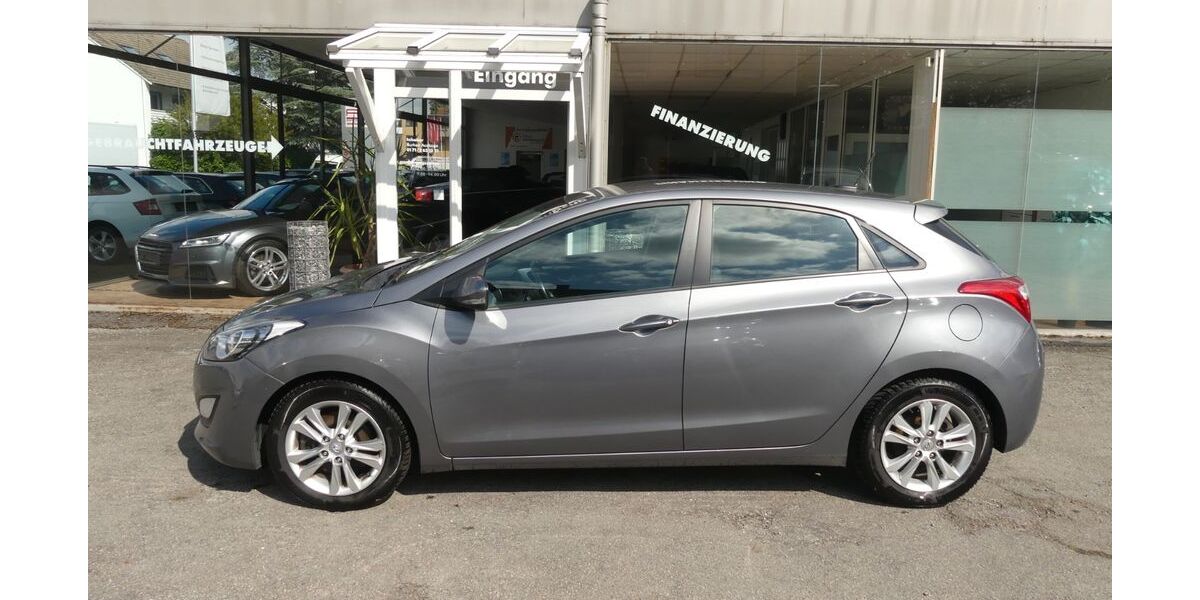 Hyundai i30 135.000 km 7.690 &euro; Osnabrück 49084