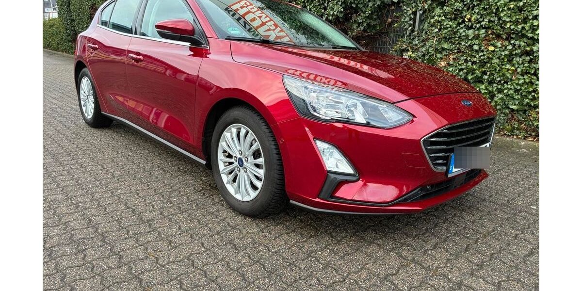 Ford Focus 67.000 km 14.500 &euro; Lotte 49504