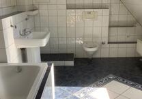 Schöne 4-Zimmer-Dachgeschoßwohnung mit Balkon!