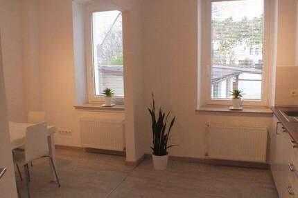 Große Wohnung im Hochparterre in Osnabrück-Schinkel 5 zimmer