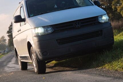 VW T5 Transporter 258.000 km 9.500 &euro; Georgsmarienhütte 49124