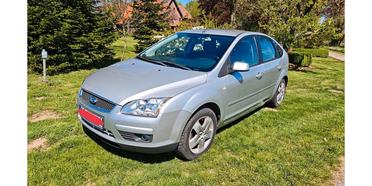 Ford Focus 125.000 km 1.999 &euro; Melle 49326