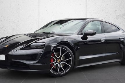 Porsche Taycan 24.900 km 82.700 € Osnabrück 49078
