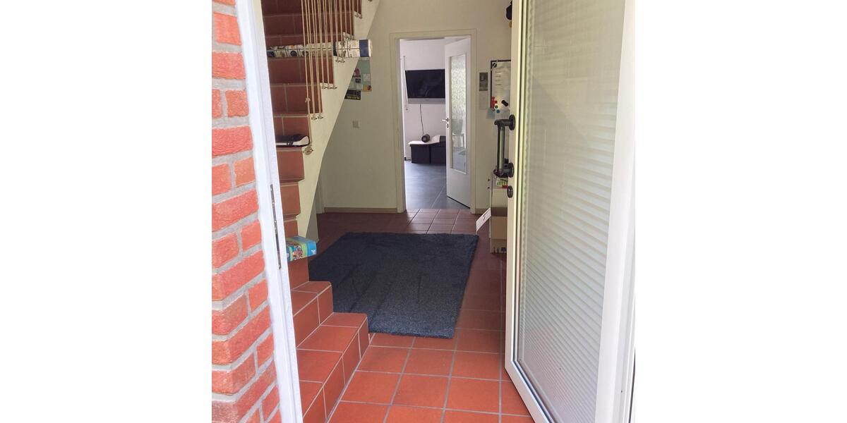 Doppelhaushälfte in ruhiger Lage mit Garage, PV, Wallboxanschluss 4 zimmer