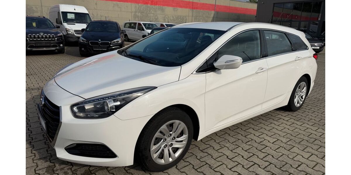 Hyundai i40 108.620 km 8.499 &euro; Ibbenbüren 49479