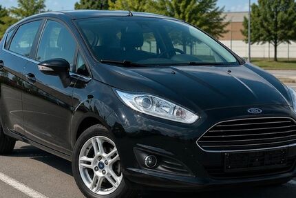 Ford Fiesta 128.720 km 5.400 &euro; Melle 49324