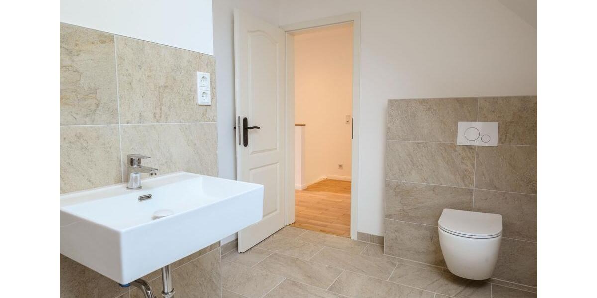 Dachgeschoßwohnung Hilter am Teutoburger Wald - 4 Zimmer, 103 m&sup2;, 285.000&euro; | Angebot:26794737