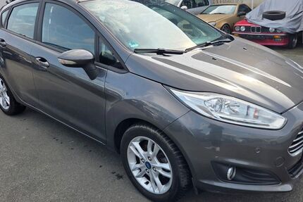 Ford Fiesta 122.223 km 6.490 &euro; Melle 49324