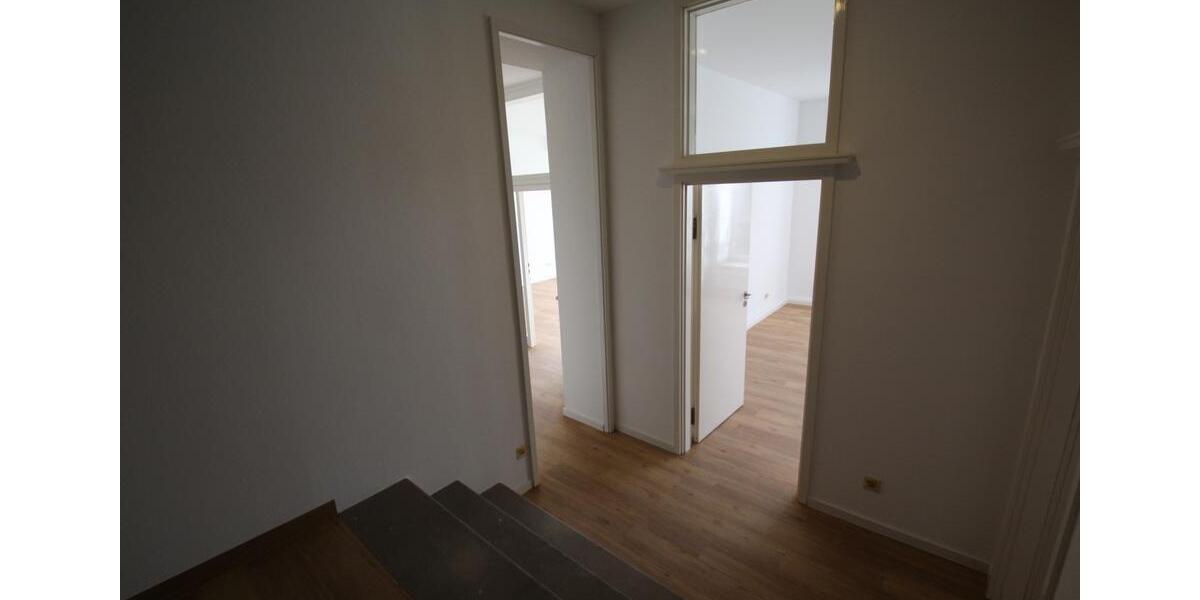 Erdgeschoßwohnung Ibbenbüren Bockraden - 4 Zimmer, 131 m&sup2;, 1.020&euro; | Angebot:26145192