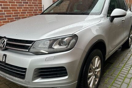 VW Touareg 348.328 km 8.299 &euro; Osnabrück 49090