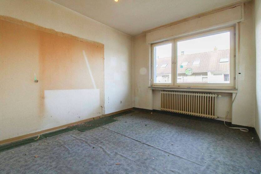 Greifen Sie zu! Renovierungsbedürftiges Reiheneckhaus samt Garten in Belm - Erbbaurecht 7 zimmer