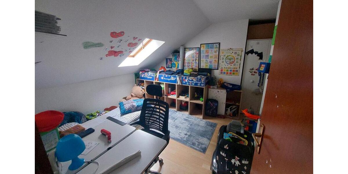 Dachgeschoßwohnung Bad Iburg - 5 Zimmer, 97 m&sup2;, 870&euro; | Angebot:26452212