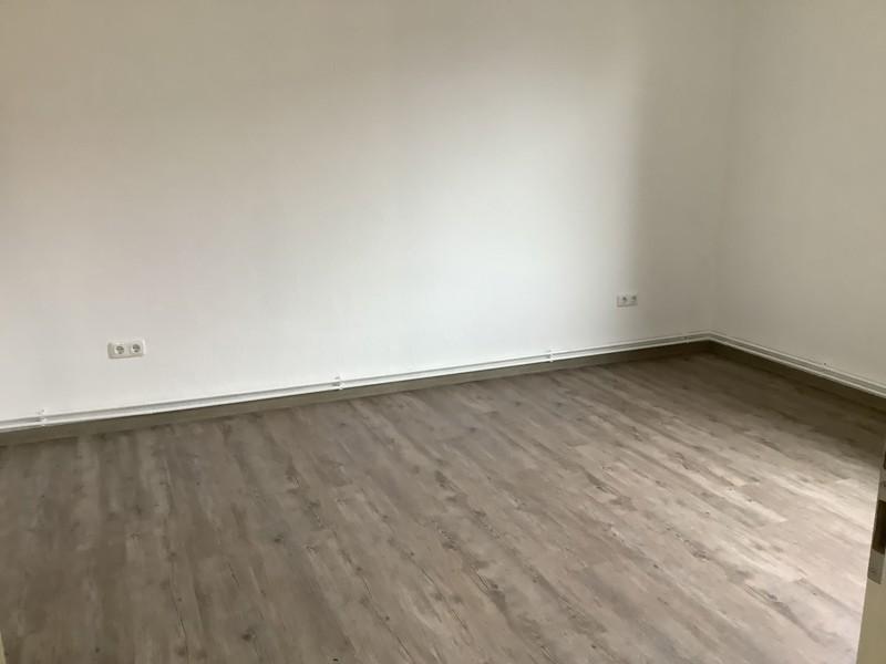 Tolle, kleine 4-Zimmer-Wohnung an der Sutthauser Str. zimmer