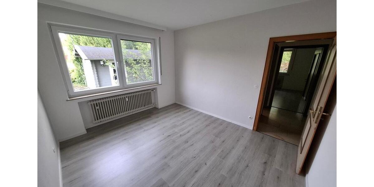 Erdgeschoßwohnung Ladbergen - 4 Zimmer, 125 m&sup2;, 1.200&euro; | Angebot:26593132