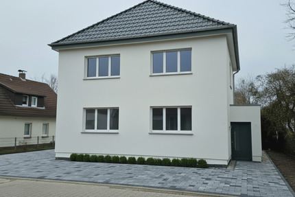 Haus Melle - 6 Zimmer, 175 m&sup2;, 1.750&euro; | Angebot:25862661