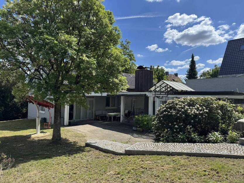 Am Westerberg- zu Fuß zum Campus und ins Theater