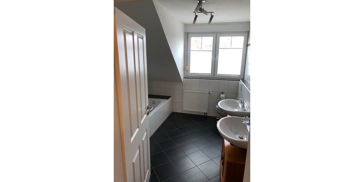 Doppelhaushälfte Mettingen - 4 Zimmer, 121 m&sup2;, 1.150&euro; | Angebot:25883733