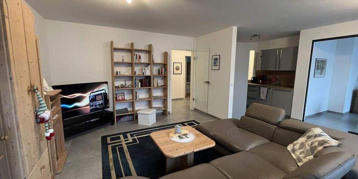 Etagenwohnung Osnabrück Innenstadt - 3 Zimmer, 87 m&sup2;, 1.255&euro; | Angebot:23947232
