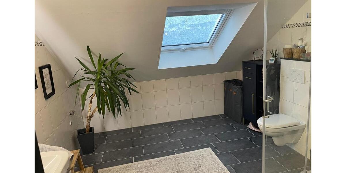 Dachgeschoßwohnung Bad Iburg - 3 Zimmer, 80 m&sup2;, 800&euro; | Angebot:24869860