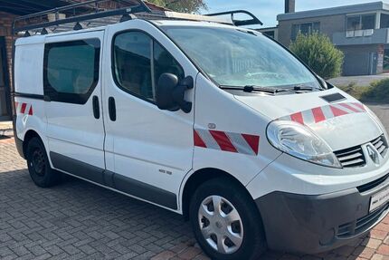 Renault Trafic 118.600 km 8.950 &euro; Versmold 33775