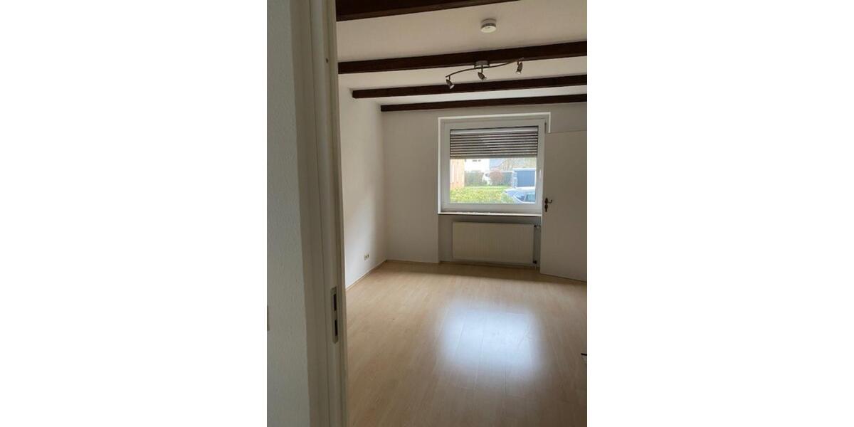 Etagenwohnung Osnabrück Eversburg - 5 Zimmer, 100 m&sup2;, 870&euro; | Angebot:25259229