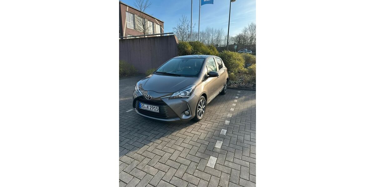 Toyota Yaris 17.100 km 15.400 &euro; Osnabrück 49082