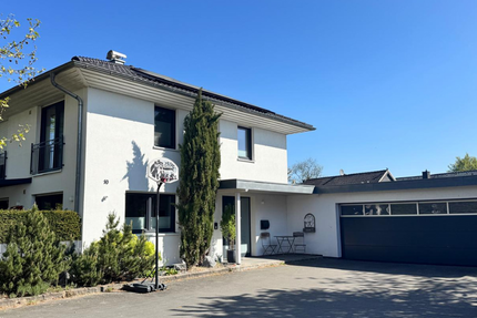 Haus Versmold - 7 Zimmer, 217 m&sup2;, 759.000&euro; | Angebot:26310625