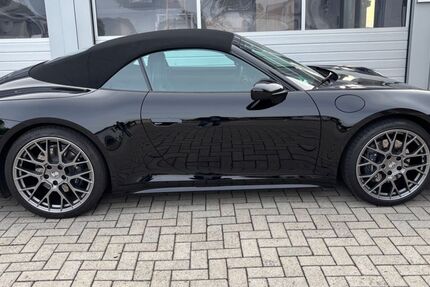 Porsche 992 10.450 km 140.800 &euro; Osnabrück 49076