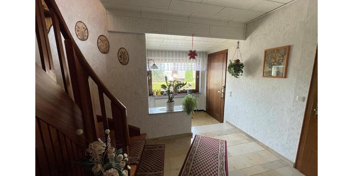 Einfamilienhaus Bad Essen - 9 Zimmer, 185 m&sup2;, 350.000&euro; | Angebot:26423948