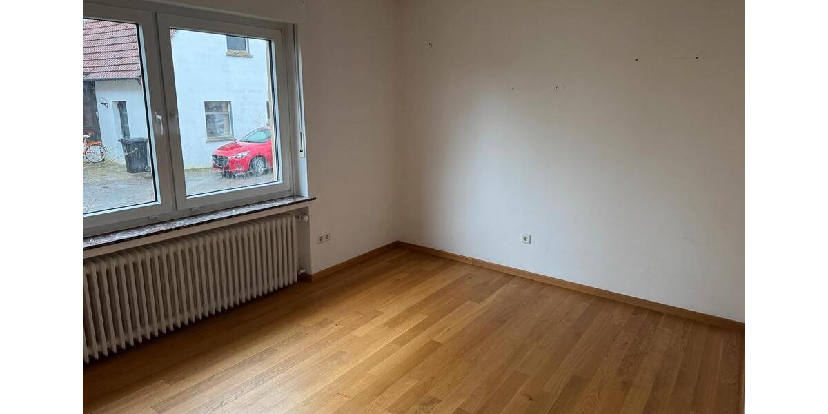 Erdgeschoßwohnung Melle - 4 Zimmer, 95 m&sup2;, 850&euro; | Angebot:25539303