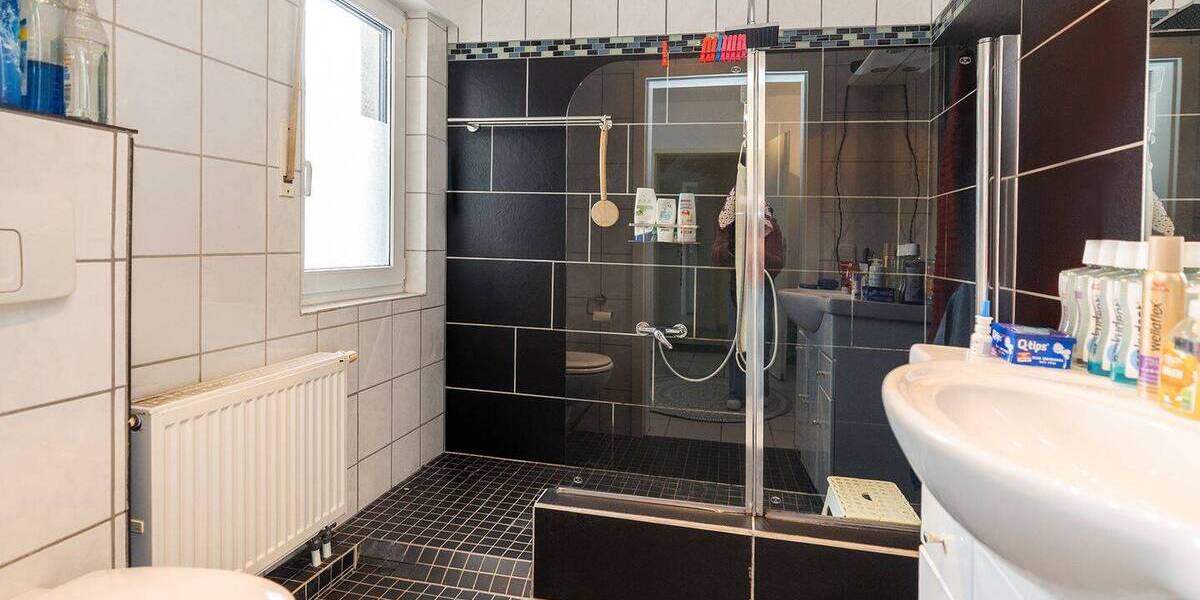 Mehrfamilienhaus, Wohnhaus Bad Iburg - 9 Zimmer, 234 m&sup2;, 370.000&euro; | Angebot:26817138