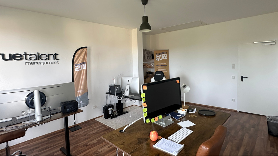 Büro Osnabrück, Büroraum mit Terasse in Villa zu vermieten
