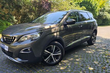Peugeot 5008 67.522 km 17.990 &euro; Borgholzhausen 33829
