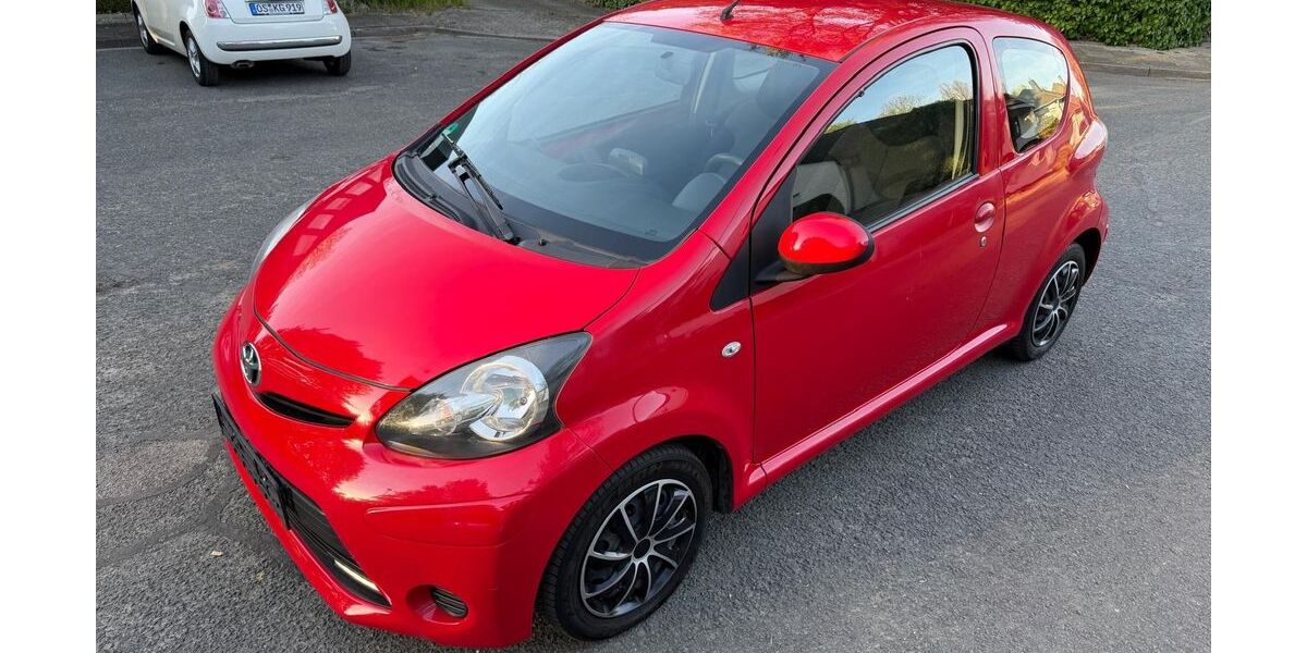 Toyota Aygo (X) 140.000 km 2.750 &euro; Osnabrück 49080