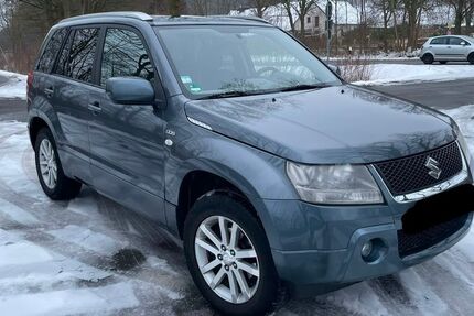 Suzuki Vitara 156.400 km 2.950 &euro; Bad-Essen Lockhausen 49152