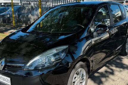 Renault Scenic 109.000 km 4.949 € Osnabrück 49084
