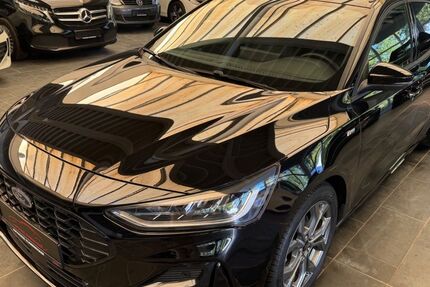 Ford Focus 27.300 km 21.699 € Versmold 33775