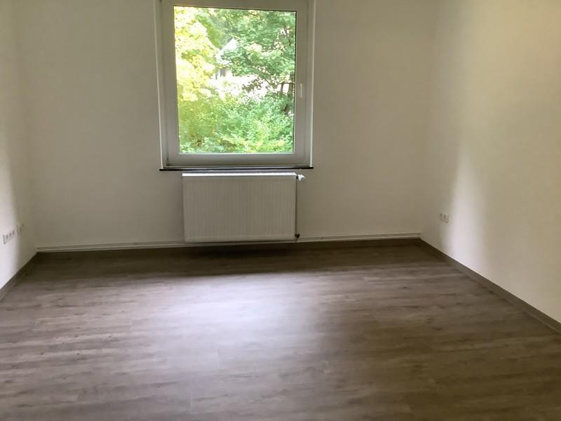 Tolle, kleine 4-Zimmer-Wohnung an der Sutthauser Str. zimmer
