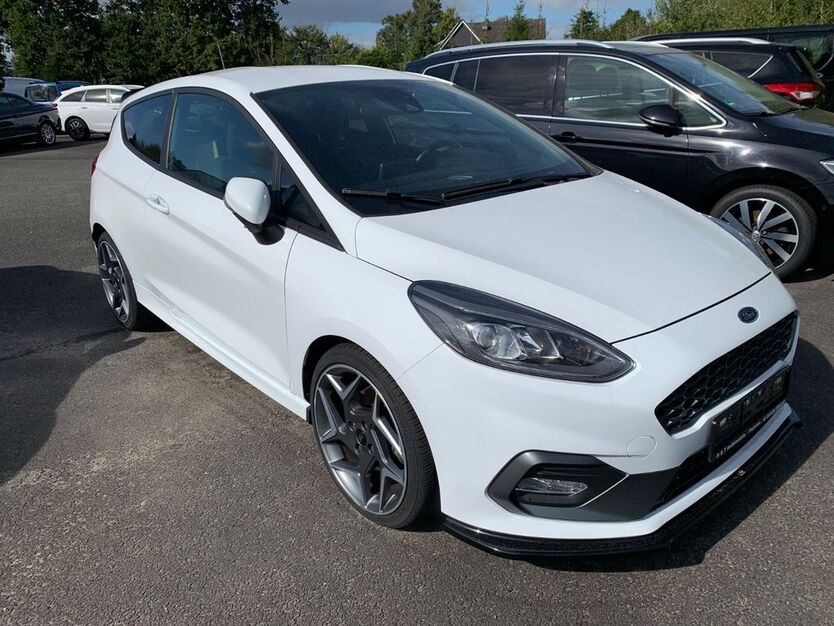 Ford Fiesta 81.350 km 14.250 € Hopsten 48496