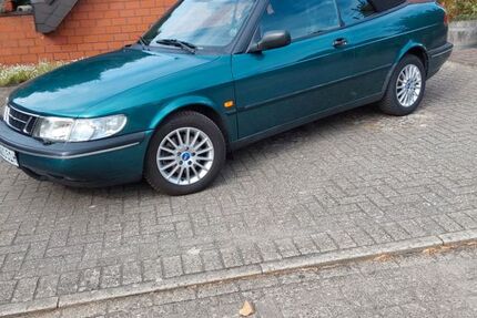 Saab 900