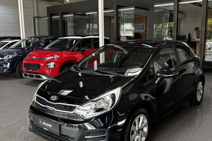 Kia Rio 152.700 km 7.990 € Ibbenbüren 49477