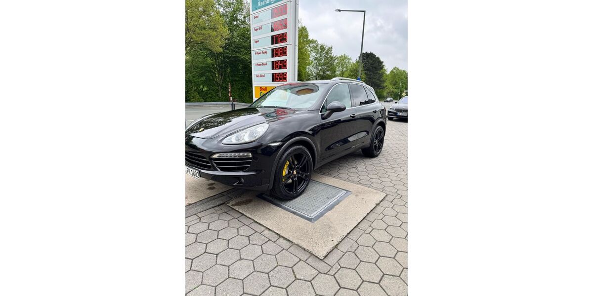 Porsche Cayenne 300.000 km 13.999 &euro; Osnabrück 49084