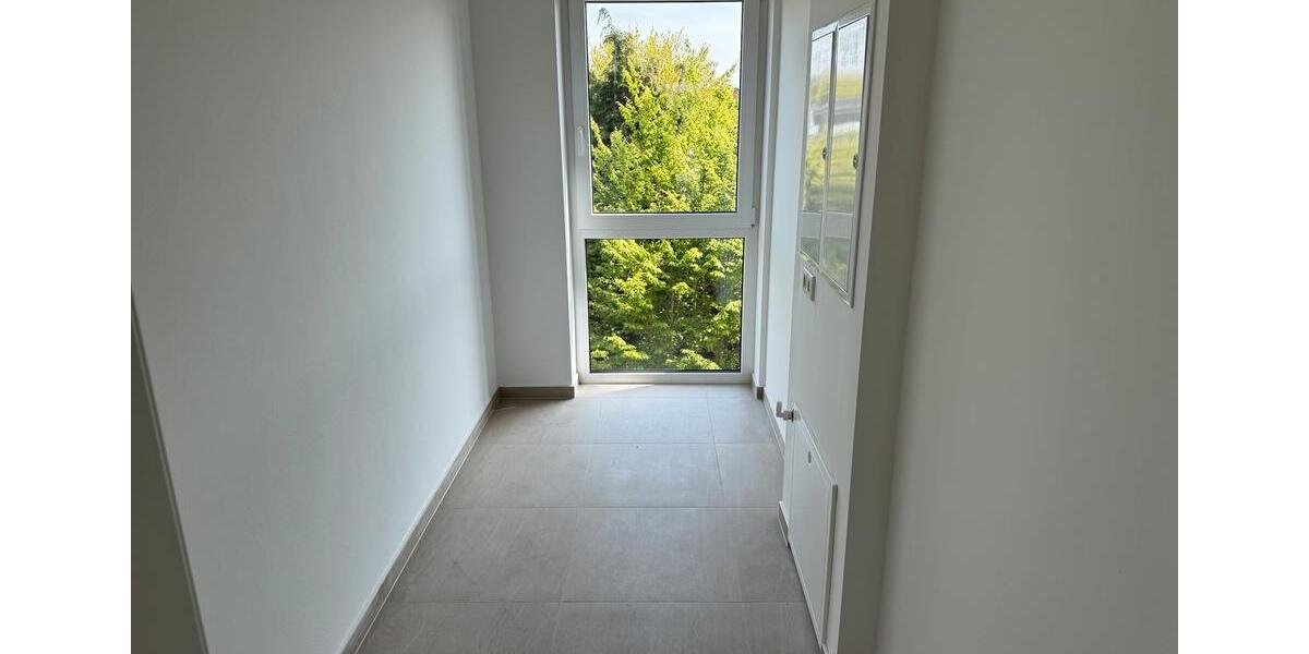 Dachgeschoßwohnung Osnabrück Hellern - 2 Zimmer, 110 m&sup2;, 1.750&euro; | Angebot:26322878