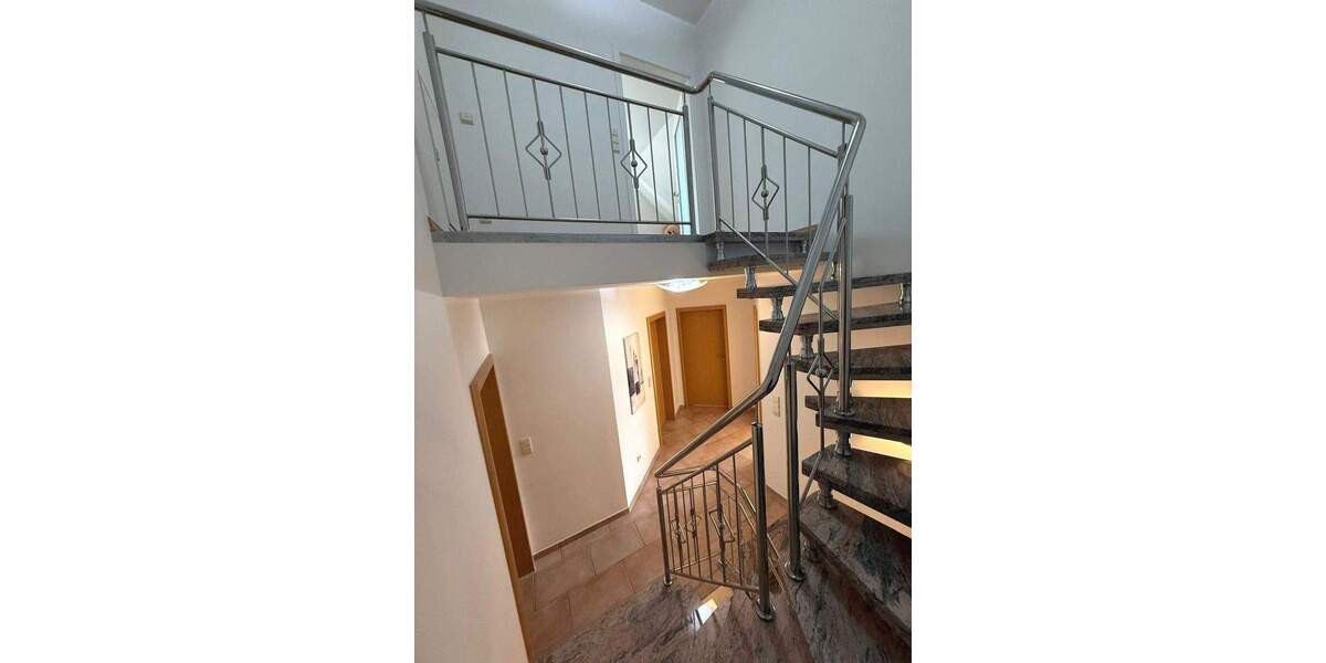 Lage, Lage, Lage! Großzügige Doppelhaushälfte in begehrter, ruhiger Lage von Dissen 5 zimmer