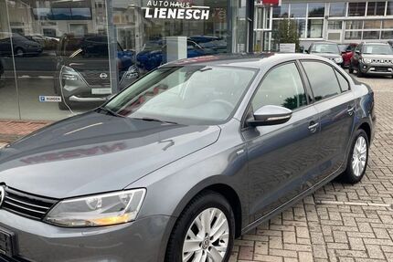 VW Jetta 146.000 km 9.395 &euro; Wallenhorst 49134