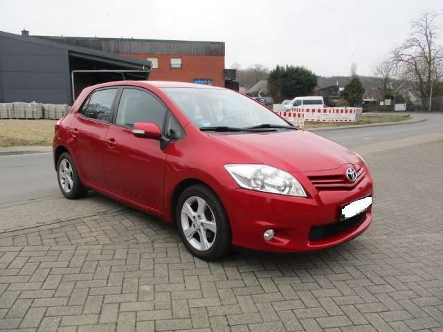 Toyota Auris 158.000 km 4.950 &euro; Ibbenbueren 49477