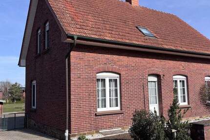 Haus Bramsche - 5 Zimmer, 184 m&sup2;, 360.000&euro; | Angebot:25699538