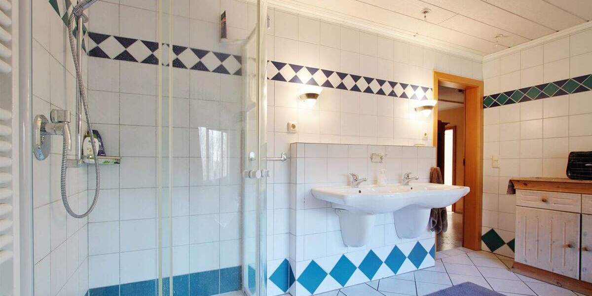 Einfamilienhaus Ibbenbüren Dickenberg - 9 Zimmer, 231 m&sup2;, 439.000&euro; | Angebot:25732492