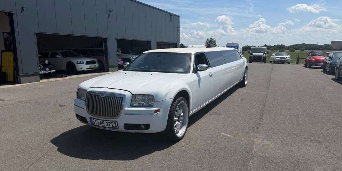 Chrysler 300C 242.200 km 35.699 &euro; Tecklenburg 49545