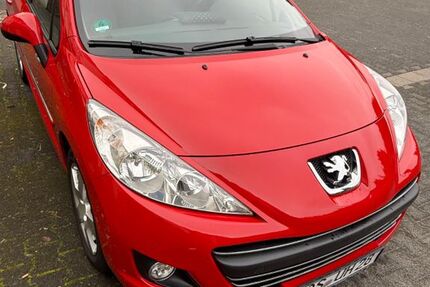 Peugeot 207 95.000 km 4.000 &euro; Osnabrück 49082